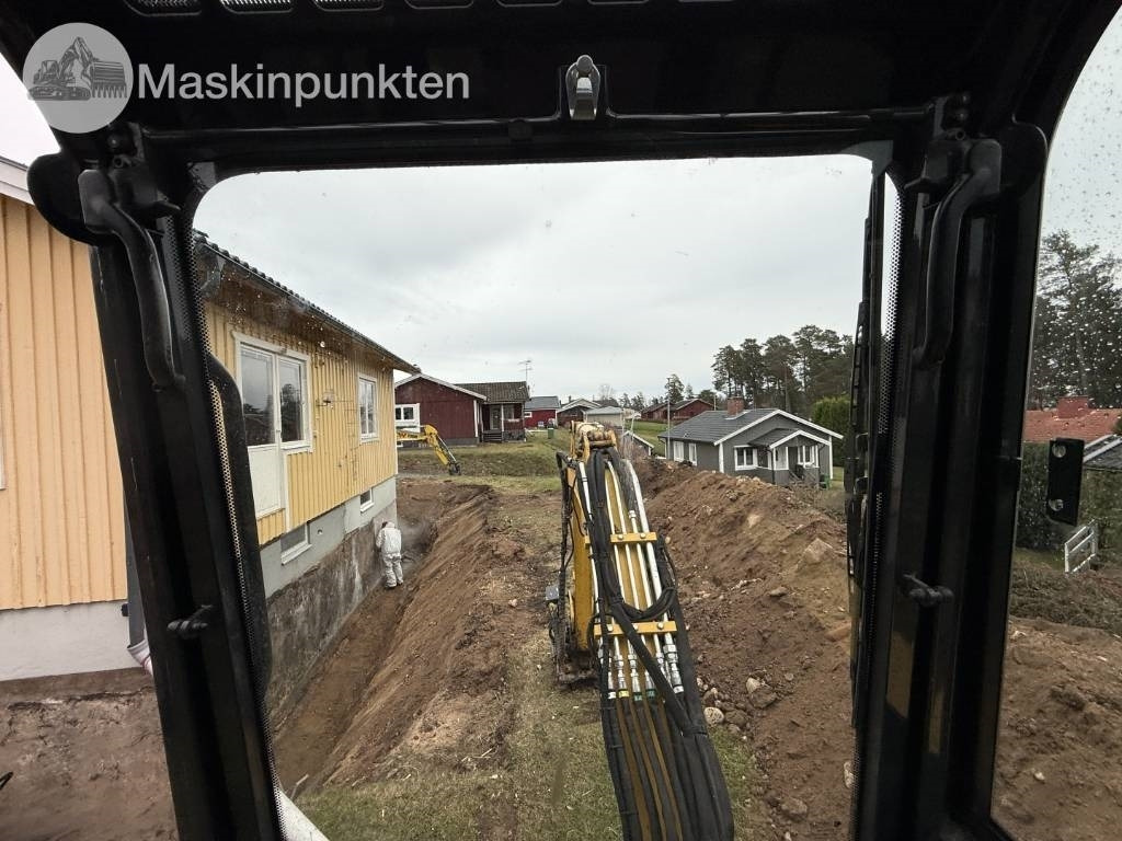 Leasing of Komatsu PC 26 MR-3  Komatsu PC 26 MR-3: picture 21