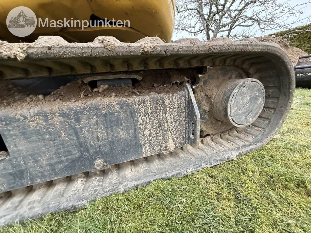 Leasing of Komatsu PC 26 MR-3  Komatsu PC 26 MR-3: picture 40