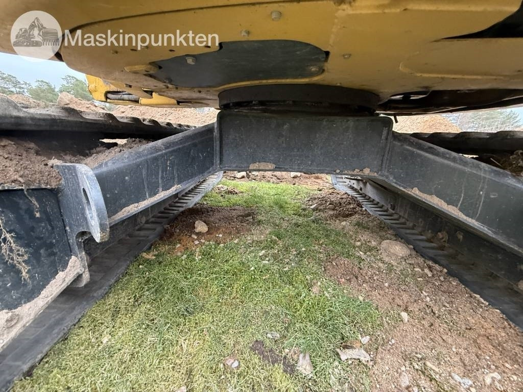 Leasing of Komatsu PC 26 MR-3  Komatsu PC 26 MR-3: picture 44