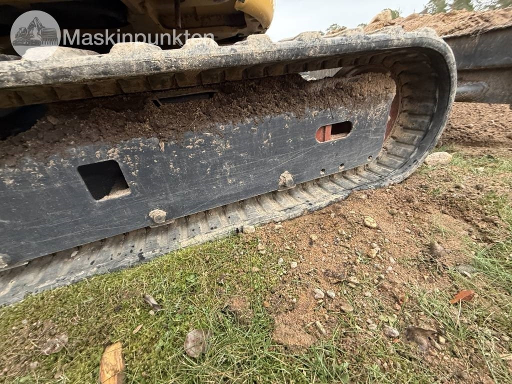 Leasing of Komatsu PC 26 MR-3  Komatsu PC 26 MR-3: picture 28