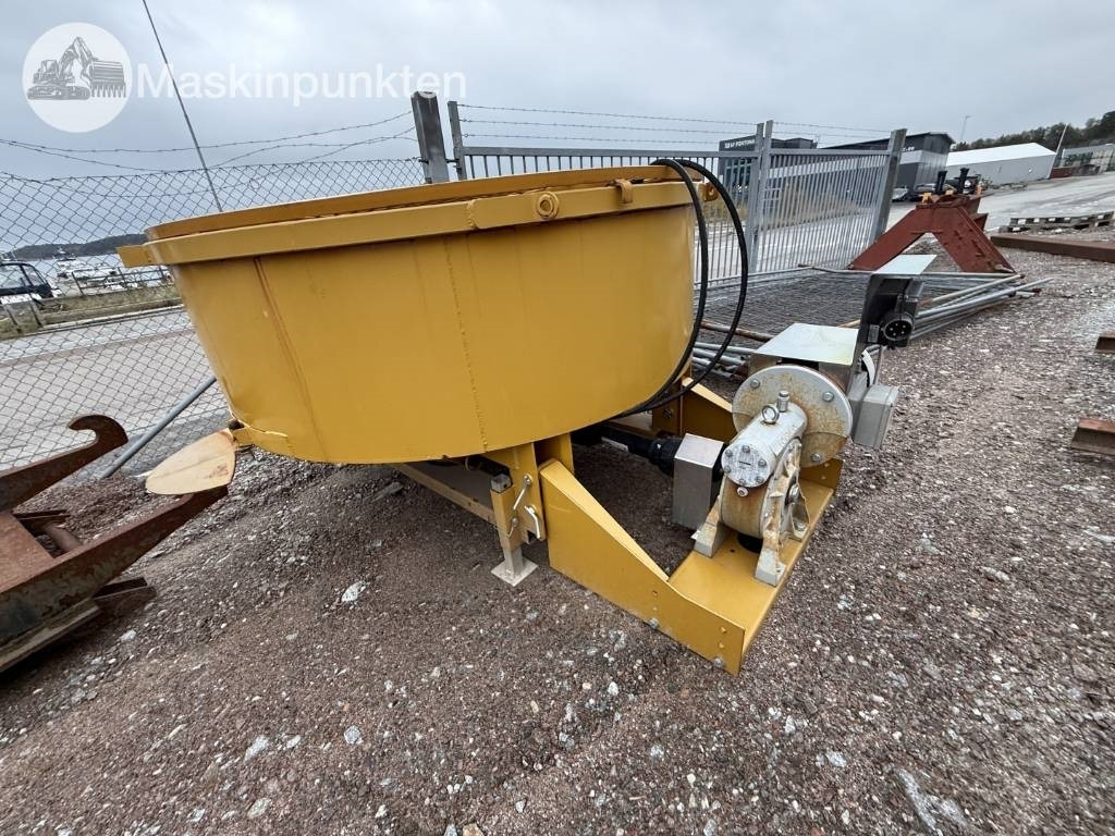 Mammut TM 200 Betongblandare  - Concrete mixer: picture 3 Mammut TM 200 Betongblandare  - Concrete mixer: picture 3