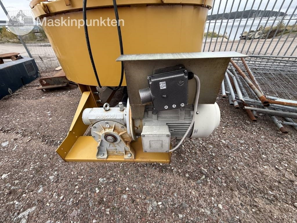 Mammut TM 200 Betongblandare - Concrete mixer: picture 2 Mammut TM 200 Betongblandare - Concrete mixer: picture 2