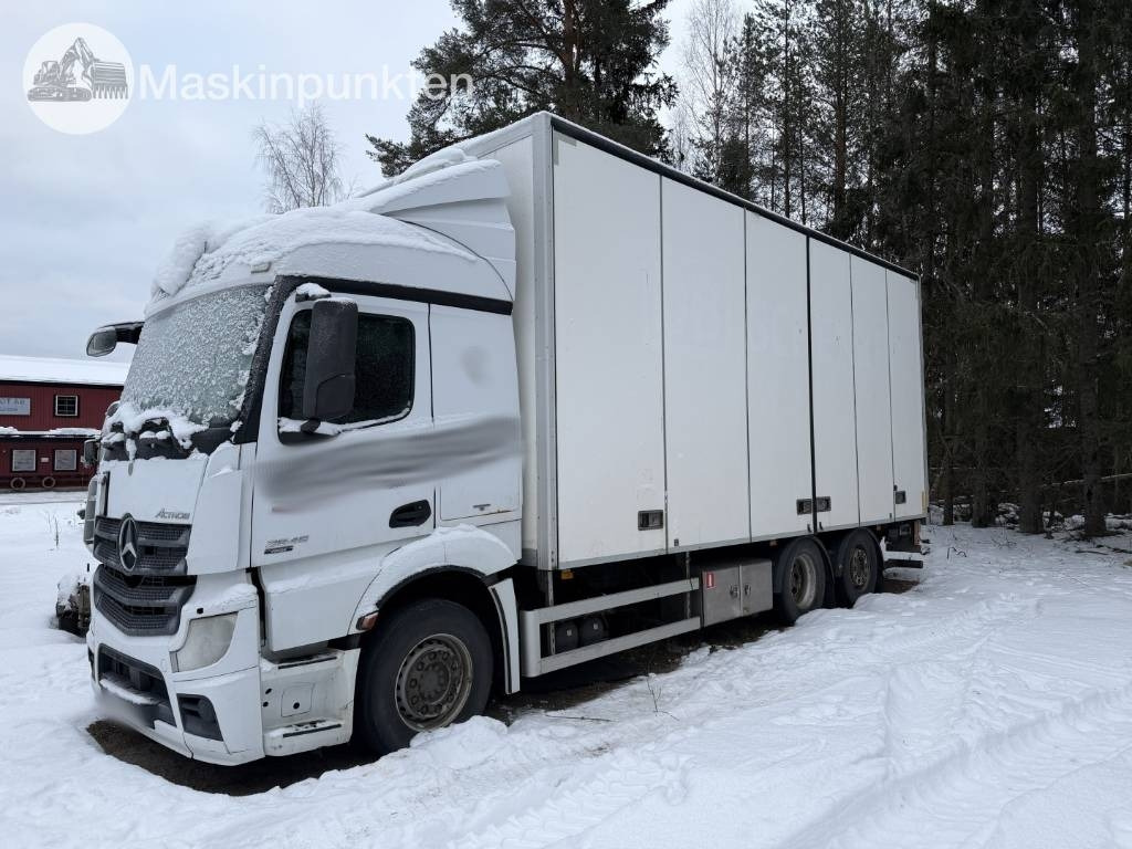 Mercedes-Benz Actros 963-0-C - Box truck: picture 1 Mercedes-Benz Actros 963-0-C - Box truck: picture 1