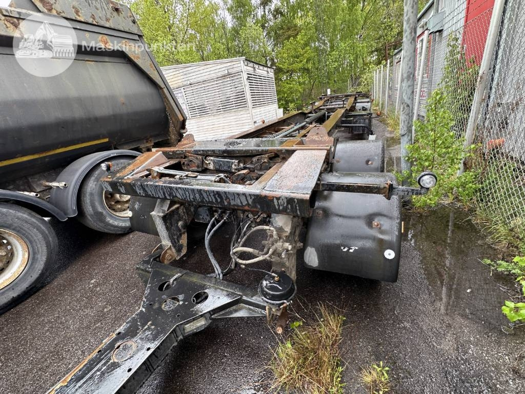Mjölbysläpet VFP4-12,5-3 - Roll-off/ Skip trailer: picture 1 Mjölbysläpet VFP4-12,5-3 - Roll-off/ Skip trailer: picture 1