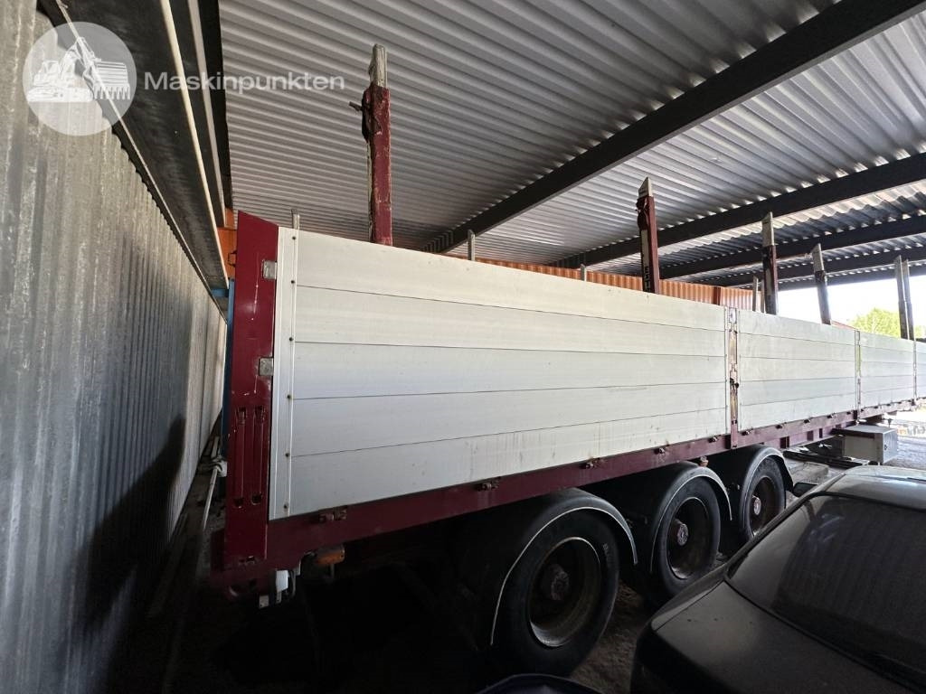 NTM APP-3 - Logging semi-trailer: picture 5 NTM APP-3 - Logging semi-trailer: picture 5