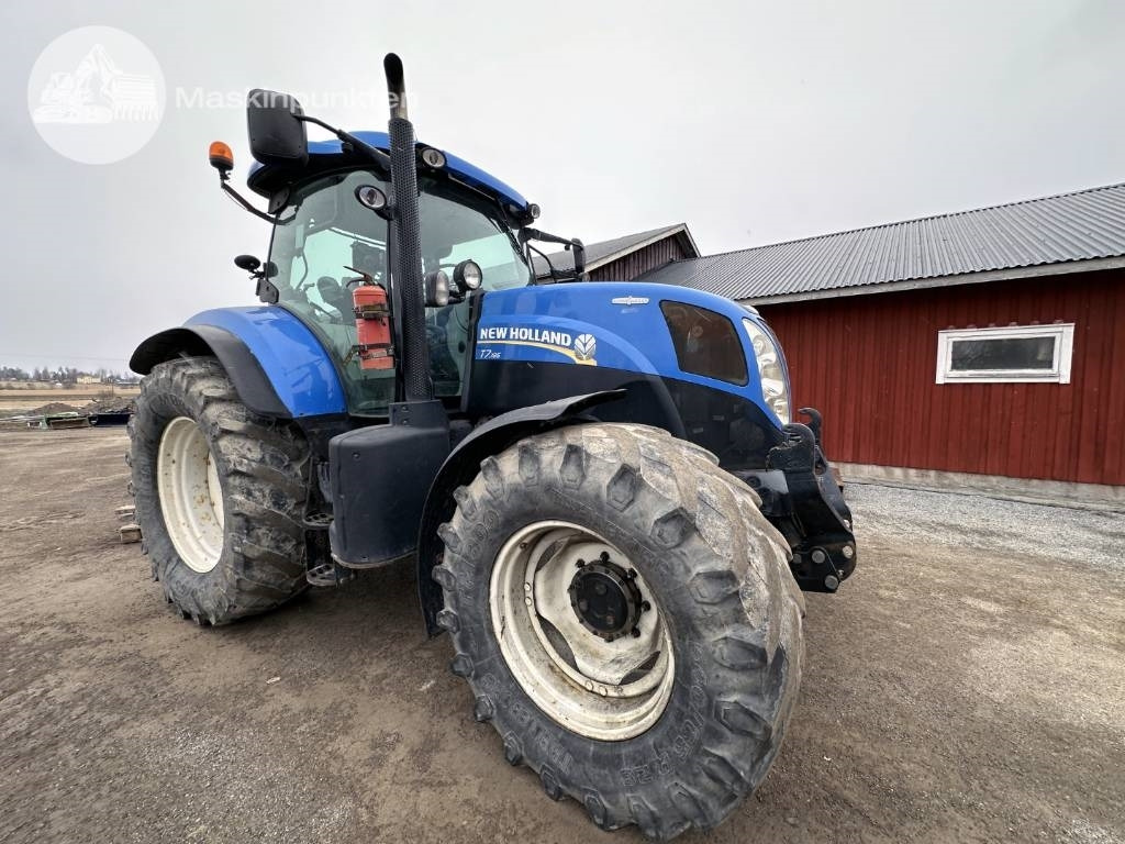 New Holland T 7.185 - Farm tractor: picture 1 New Holland T 7.185 - Farm tractor: picture 1