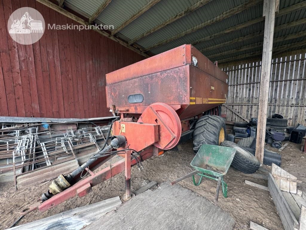 Överum Tive 4012-6012 JET - Fertilizer spreader: picture 1 Överum Tive 4012-6012 JET - Fertilizer spreader: picture 1