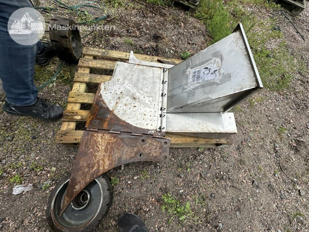 Trencher Rellock RSF 750: picture 32