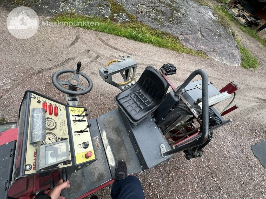 Trencher Rellock RSF 750: picture 13