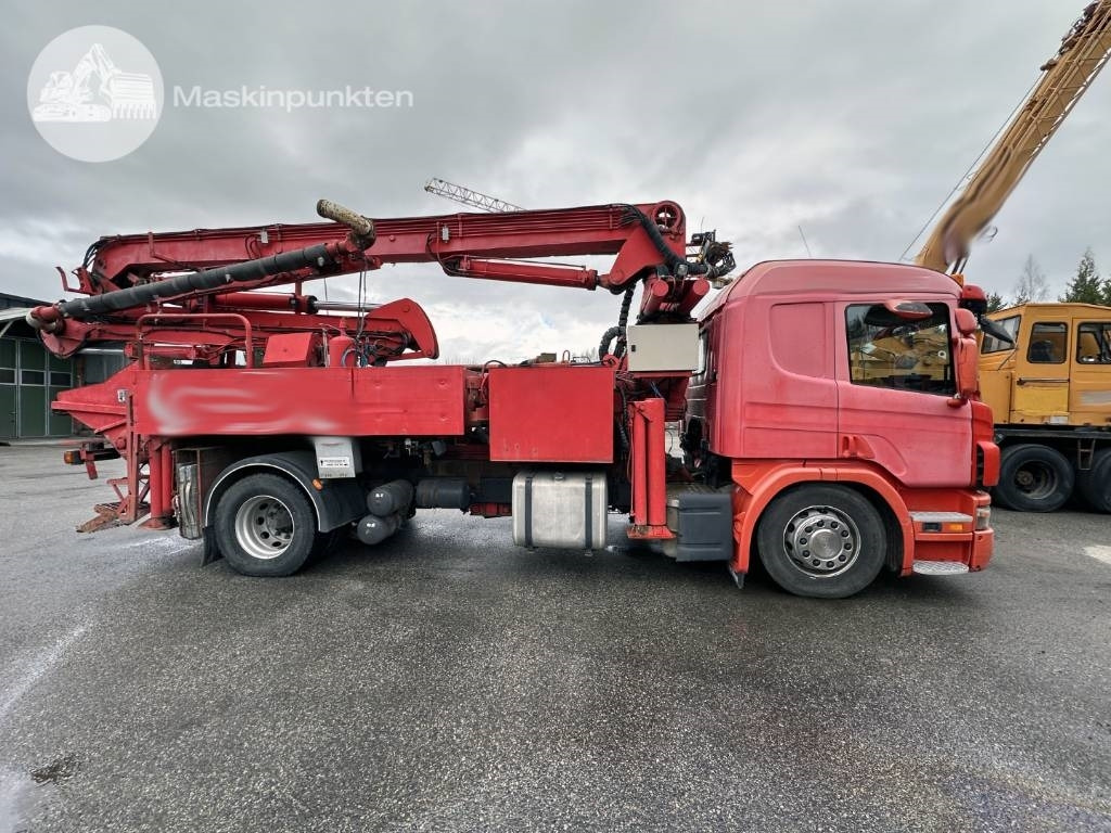 Scania P 230 LB - Concrete pump truck: picture 4 Scania P 230 LB - Concrete pump truck: picture 4