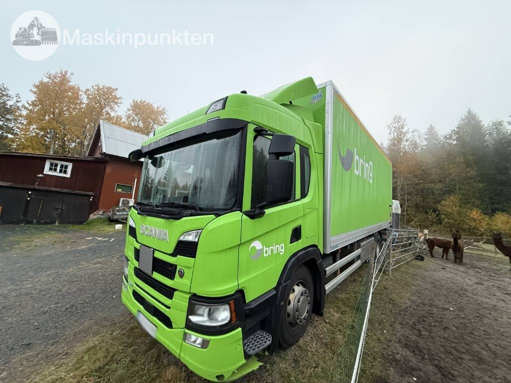 Scania P 320 - Box truck: picture 1 Scania P 320 - Box truck: picture 1