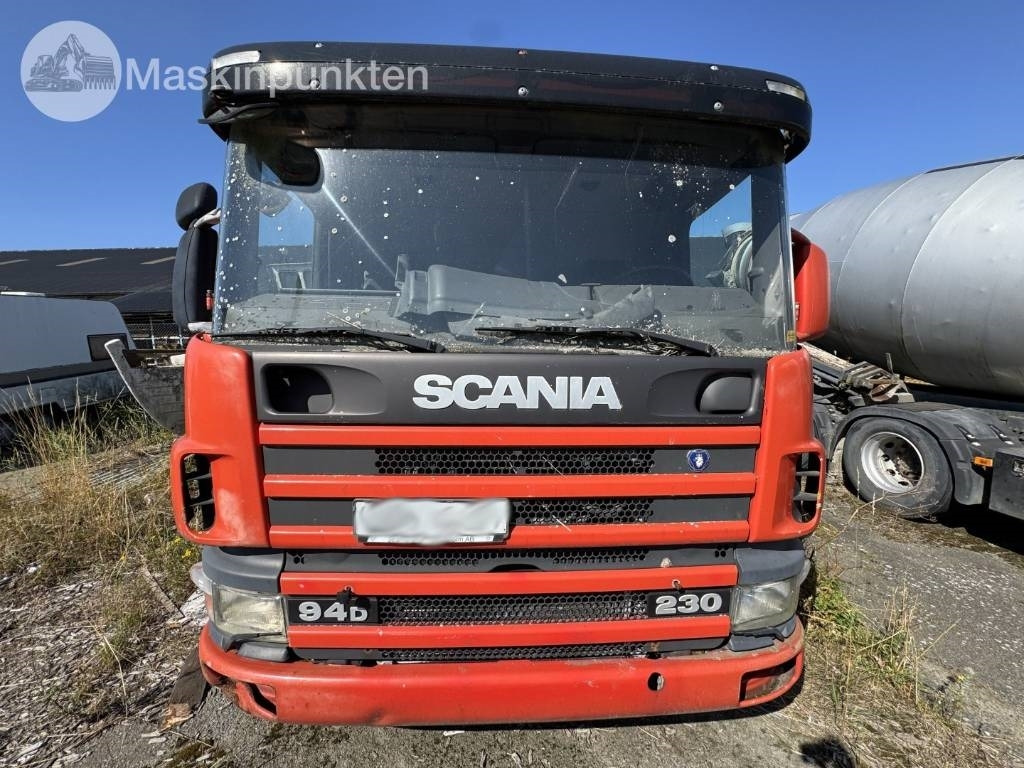 Scania P 94 D - Garbage truck: picture 5 Scania P 94 D - Garbage truck: picture 5