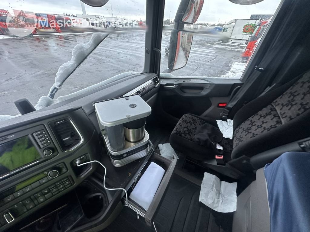 Refrigerator truck Scania R 450: picture 14 Refrigerator truck Scania R 450: picture 14