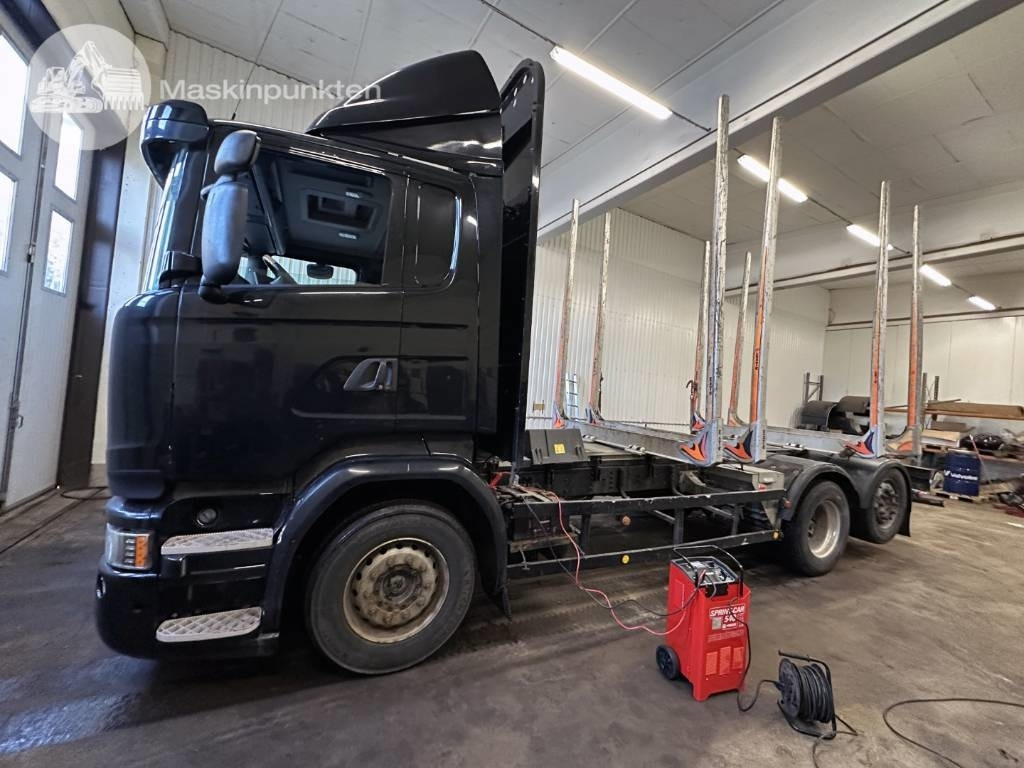 Scania R 490 LB - Logging truck: picture 3 Scania R 490 LB - Logging truck: picture 3