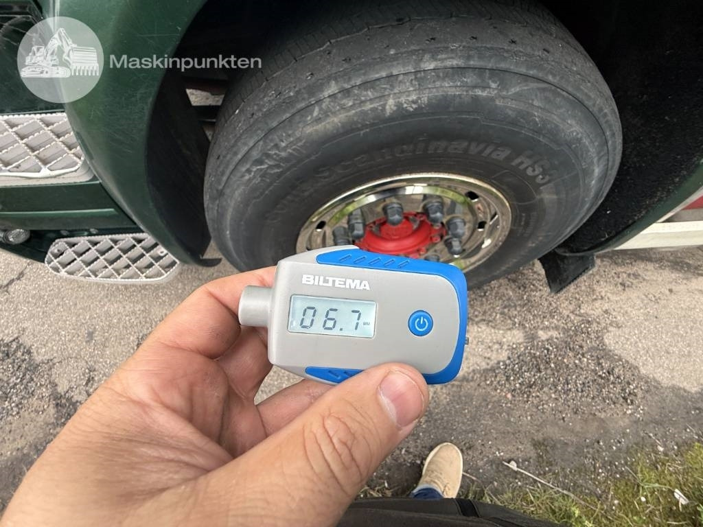 Hook lift truck Scania R 520 LB: picture 8