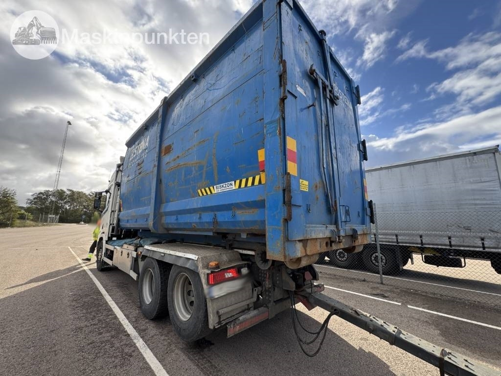 Scania R 580 EKIPAGE - Hook lift truck: picture 2 Scania R 580 EKIPAGE - Hook lift truck: picture 2