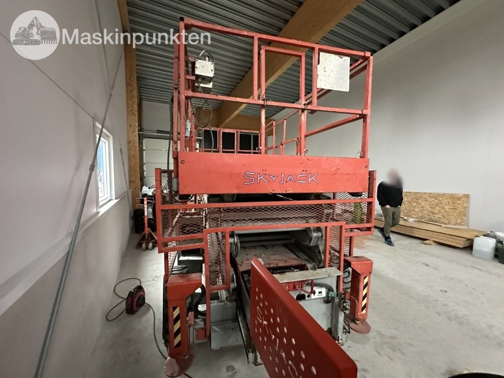 SkyJack SJ 8841 - Scissor lift: picture 5 SkyJack SJ 8841 - Scissor lift: picture 5