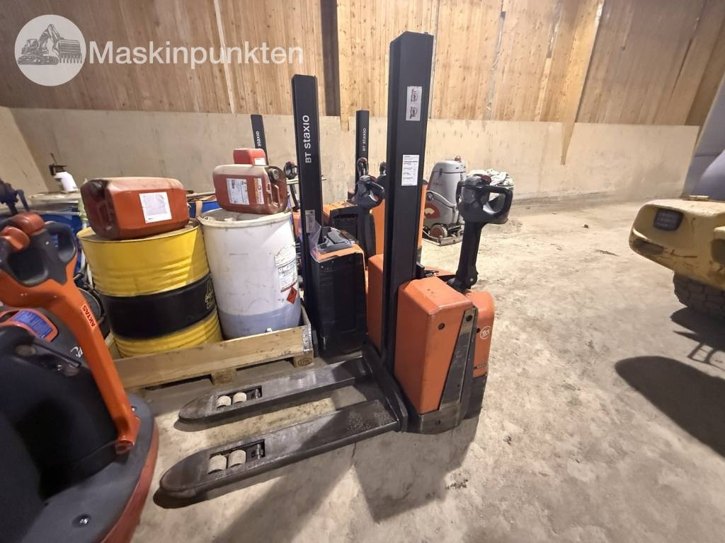 Toyota BT SWE 80 L - Electric forklift: picture 1 Toyota BT SWE 80 L - Electric forklift: picture 1