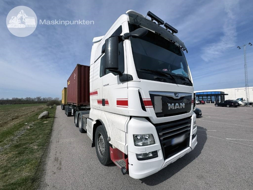 MAN TGX 28.500 - Tractor unit: picture 3 MAN TGX 28.500 - Tractor unit: picture 3