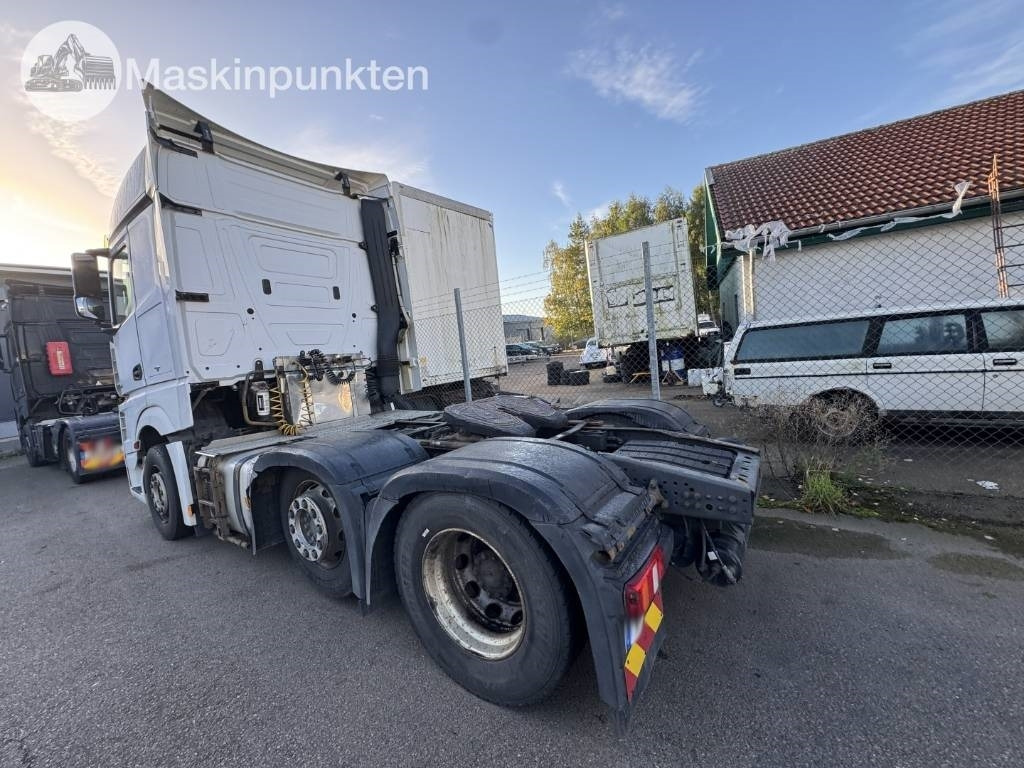 Mercedes-Benz Actros 963-4-D - Tractor unit: picture 2 Mercedes-Benz Actros 963-4-D - Tractor unit: picture 2