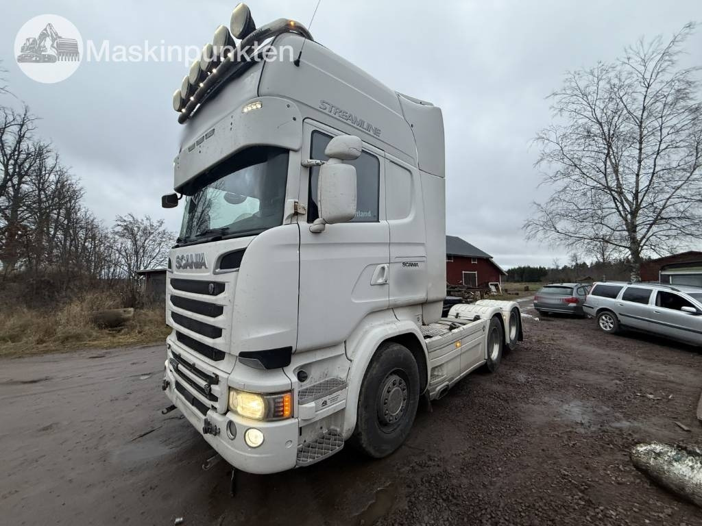 Scania R 520 - Tractor unit: picture 1 Scania R 520 - Tractor unit: picture 1