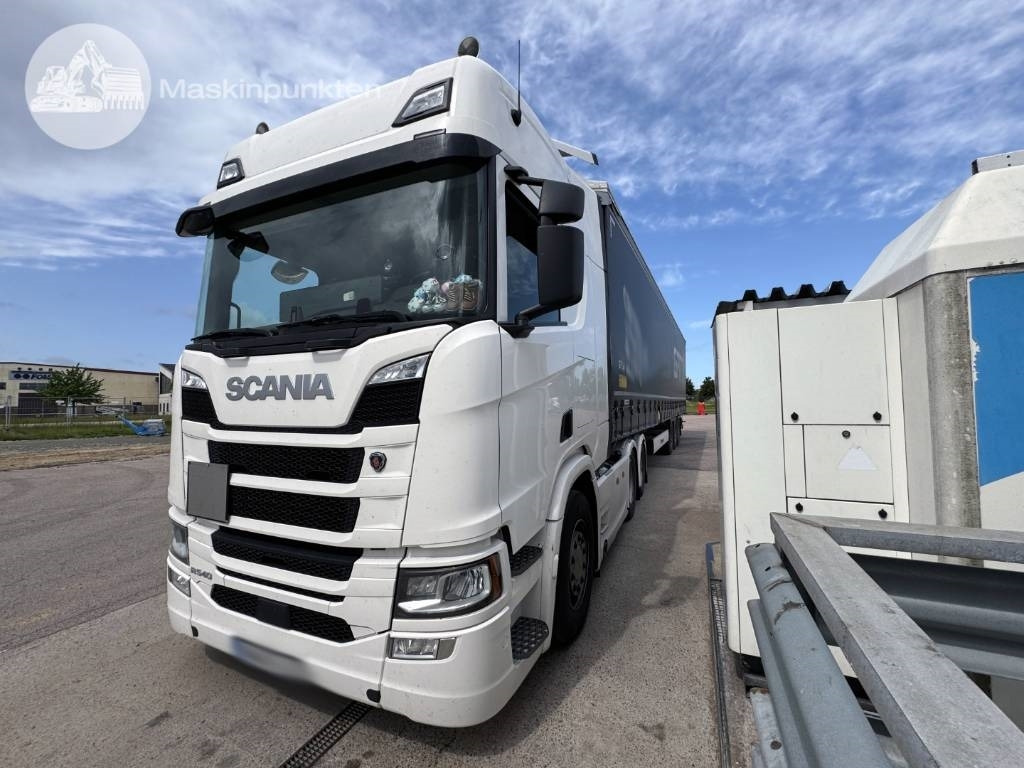Scania R 540 - Tractor unit: picture 1 Scania R 540 - Tractor unit: picture 1