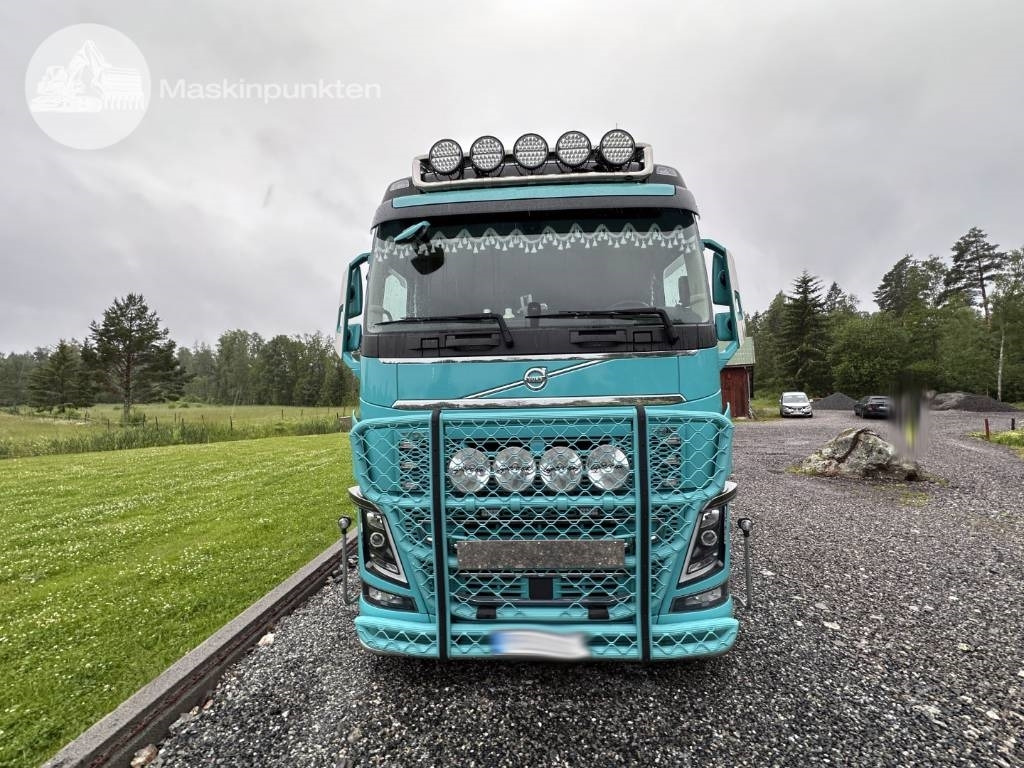 Volvo FH 650 Ekipage  - Tractor unit: picture 3 Volvo FH 650 Ekipage  - Tractor unit: picture 3