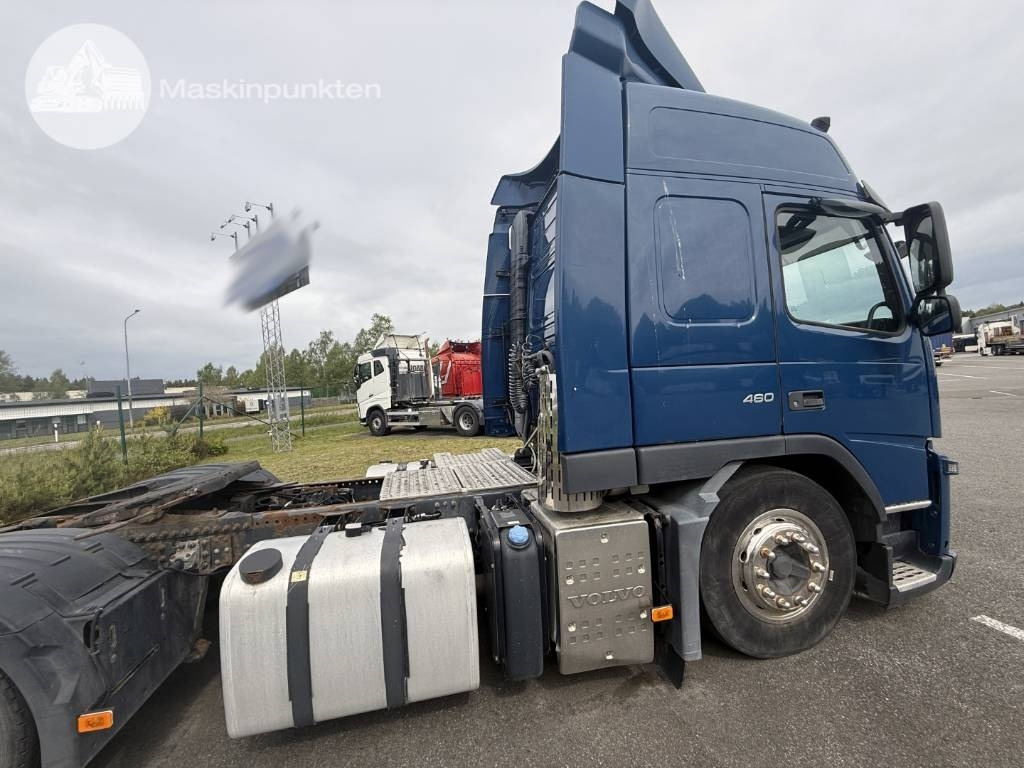 Tractor unit Volvo FM 460: picture 22