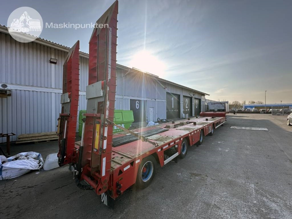 Vm-trailer VM 41-4-RLSZO-S JUMBO - Low loader semi-trailer: picture 4 Vm-trailer VM 41-4-RLSZO-S JUMBO - Low loader semi-trailer: picture 4
