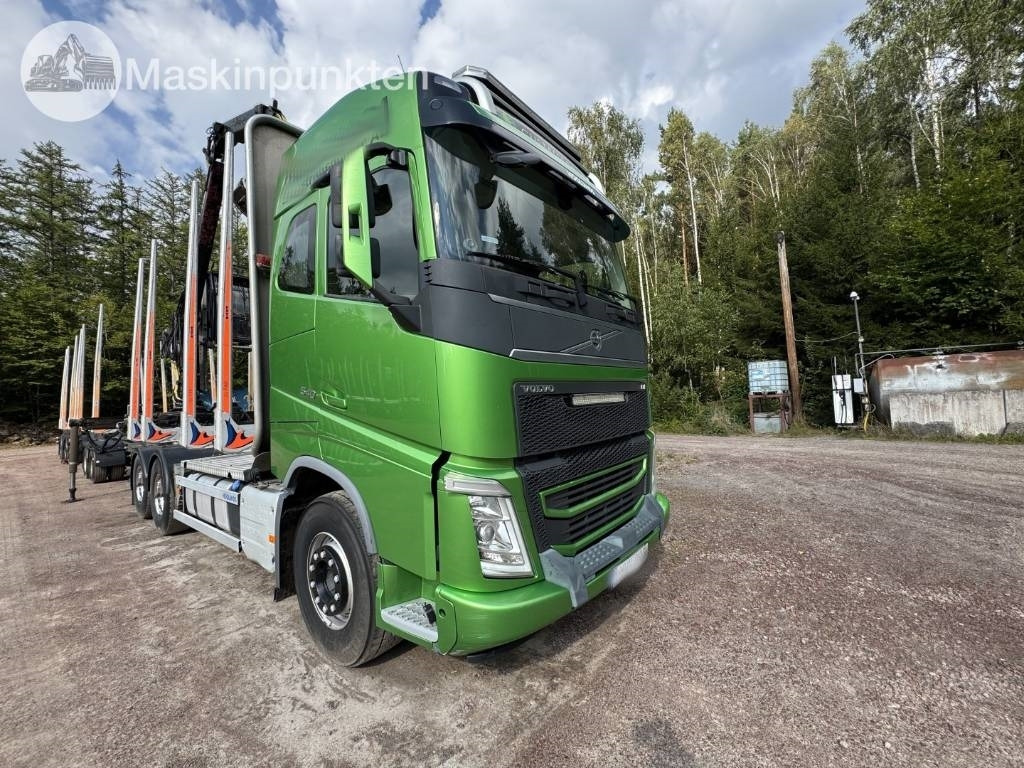 Volvo FH 16 550 - Logging truck: picture 4 Volvo FH 16 550 - Logging truck: picture 4