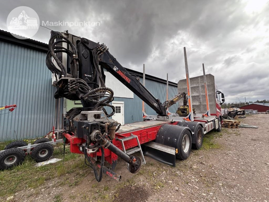 Volvo FH 16 750 - Logging truck: picture 5 Volvo FH 16 750 - Logging truck: picture 5