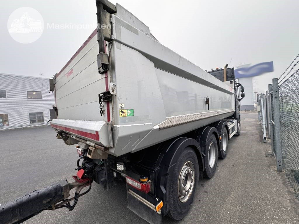 Volvo FH 16 750 - Tipper: picture 4 Volvo FH 16 750 - Tipper: picture 4