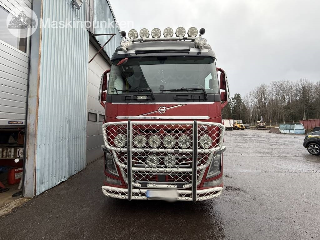 Volvo FH 16 - Logging truck: picture 2 Volvo FH 16 - Logging truck: picture 2