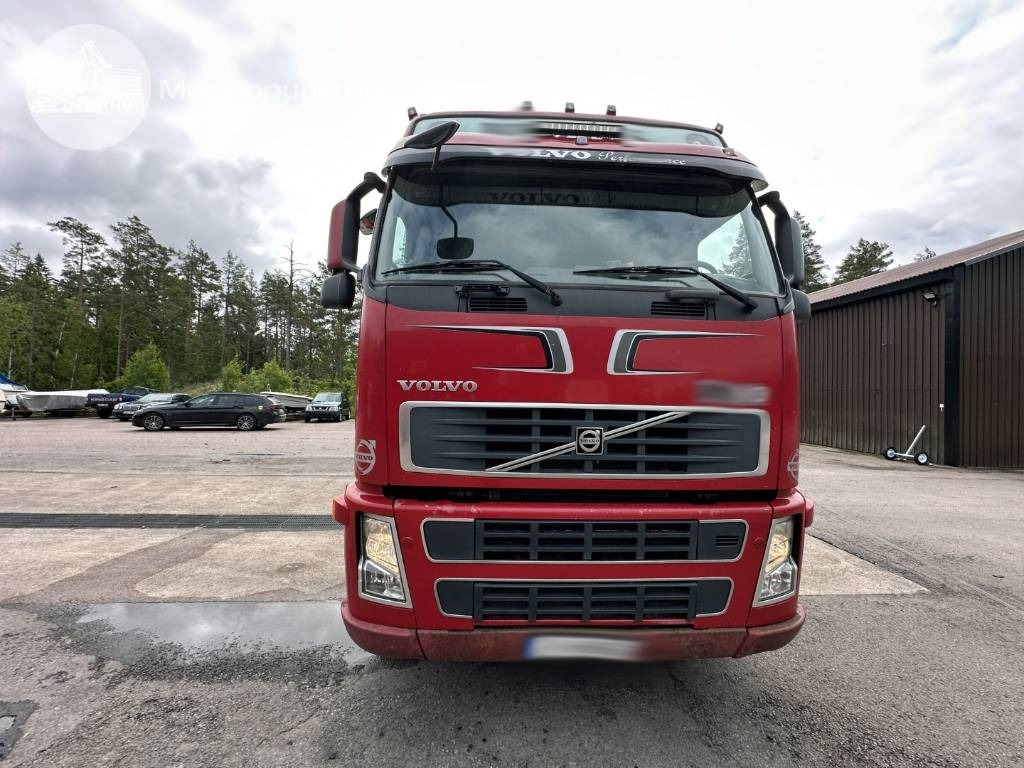 Volvo FH 480 - Logging truck: picture 2 Volvo FH 480 - Logging truck: picture 2