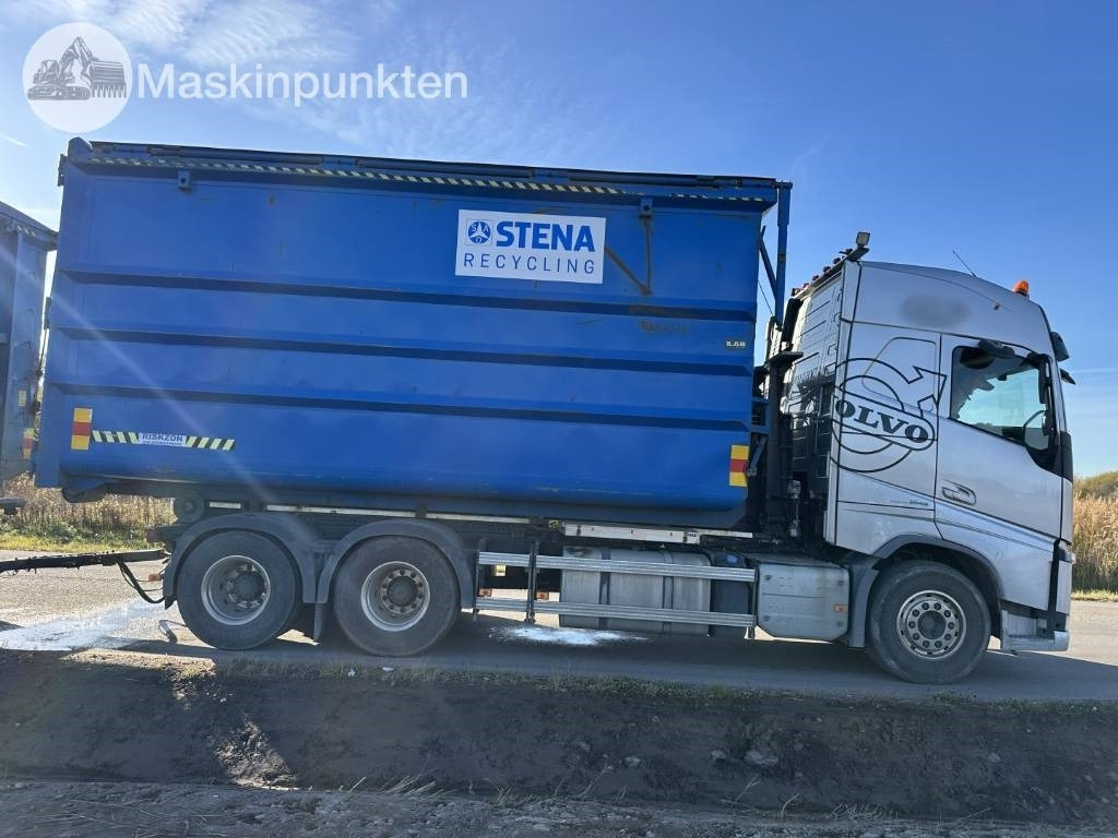 Volvo FH 6*2  - Hook lift truck: picture 4 Volvo FH 6*2  - Hook lift truck: picture 4