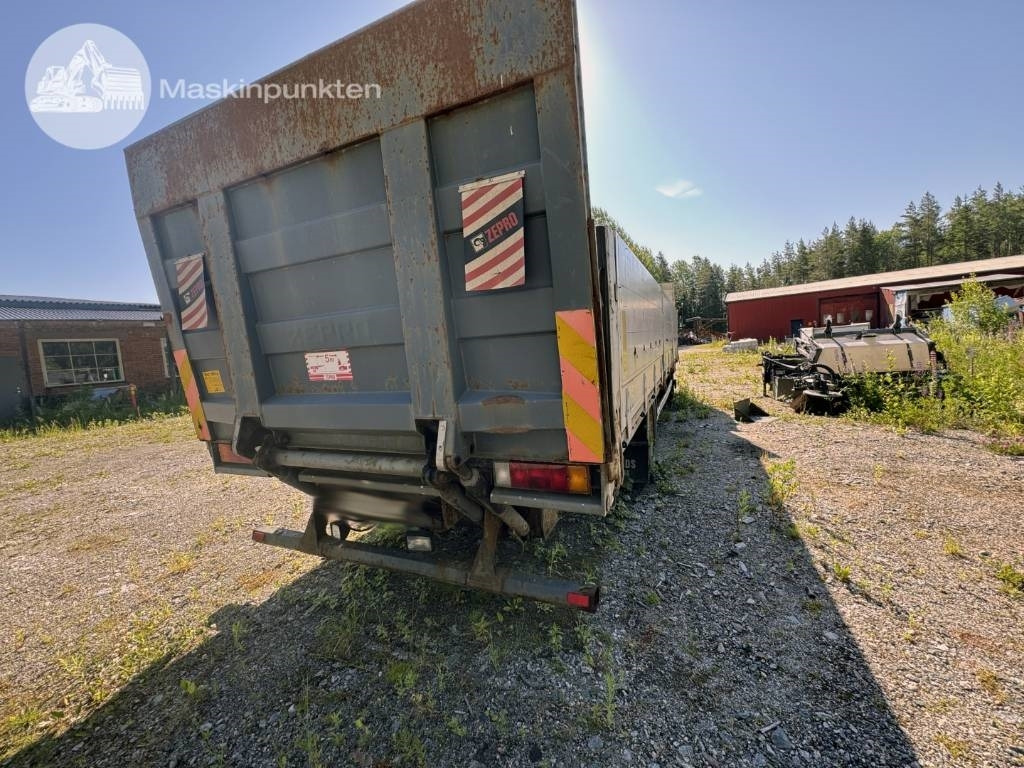 Volvo FL 614  - Crane truck: picture 4 Volvo FL 614  - Crane truck: picture 4