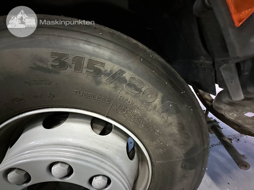 Garbage truck Volvo FL 618: picture 21