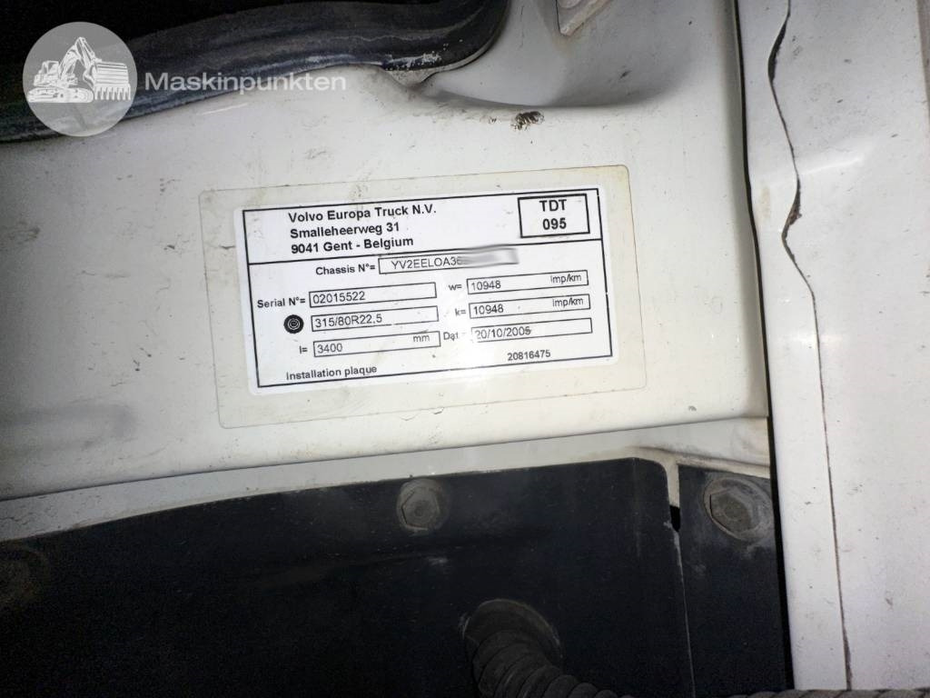 Garbage truck Volvo FL 618: picture 18