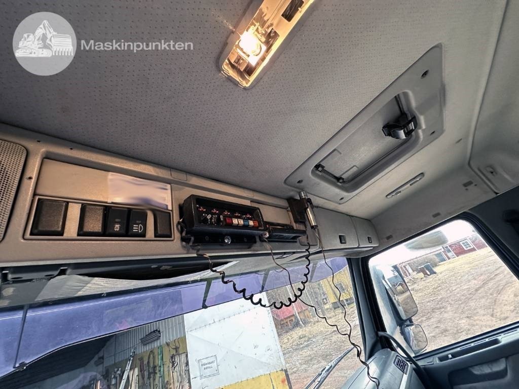 Skip loader truck Volvo FM 12 420 LAXO Liftdumper + lastväxlare + flak: picture 19
