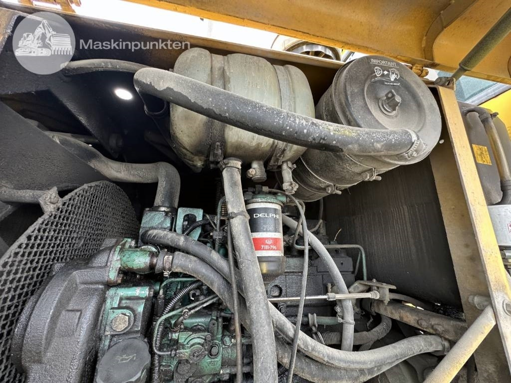 Wheel loader Volvo L 50 B: picture 43
