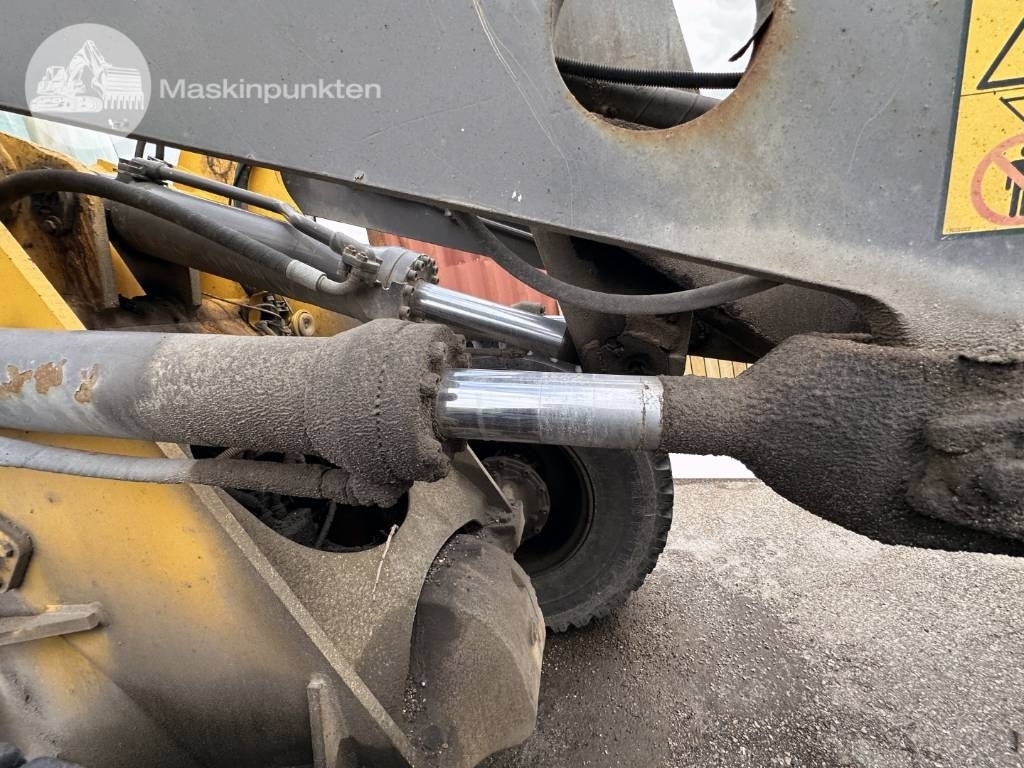 Wheel loader Volvo L 50 B: picture 48