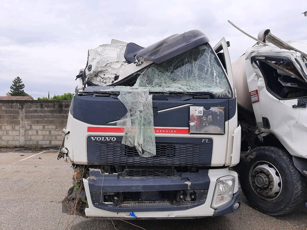 VOLVO FL 280 CITERNE - Tank truck: picture 2 VOLVO FL 280 CITERNE - Tank truck: picture 2
