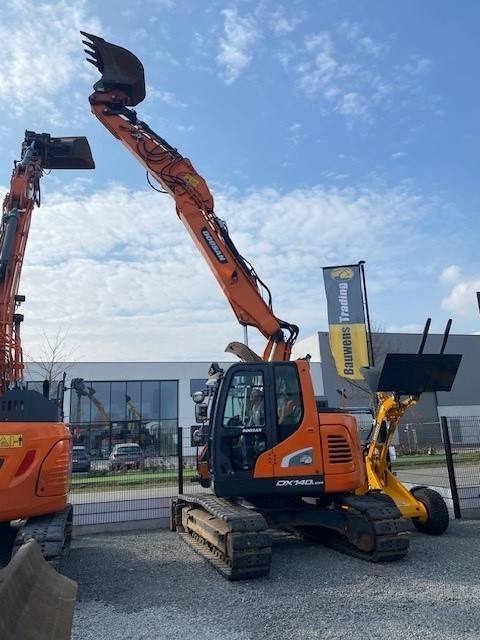 Doosan DX140 LCR-5 - Crawler excavator: picture 3 Doosan DX140 LCR-5 - Crawler excavator: picture 3