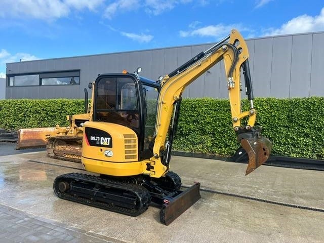Mini excavator Kubota U 27-4: picture 13