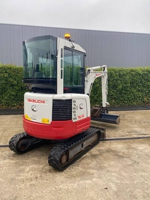 Mini excavator Takeuchi TB 23 R: picture 9