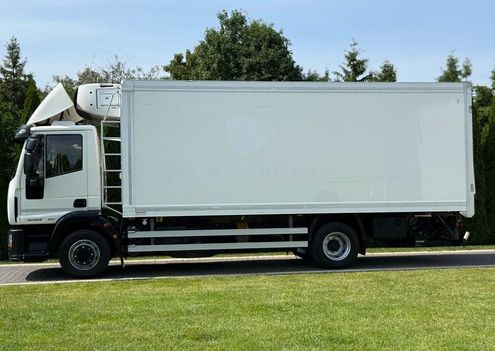Iveco EUROCARGO 120 E22 CARRIER SUPRA 850 MT - Refrigerator truck: picture 4 Iveco EUROCARGO 120 E22 CARRIER SUPRA 850 MT - Refrigerator truck: picture 4