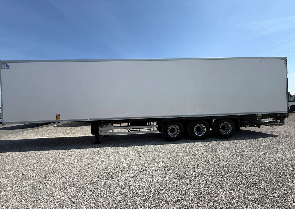 Lamberet THERMO KING SLXe SPECTRUM PODNOSZONA OŚ - Refrigerator semi-trailer: picture 4 Lamberet THERMO KING SLXe SPECTRUM PODNOSZONA OŚ - Refrigerator semi-trailer: picture 4