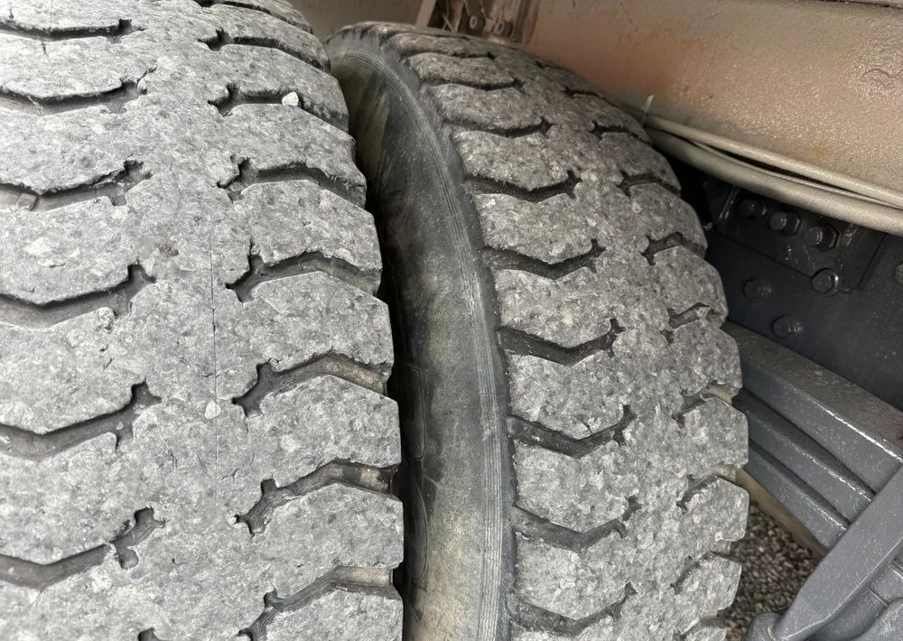 Concrete pump truck Mercedes-Benz ACTROS 2636 6X4 36 M WAITZINGER: picture 13