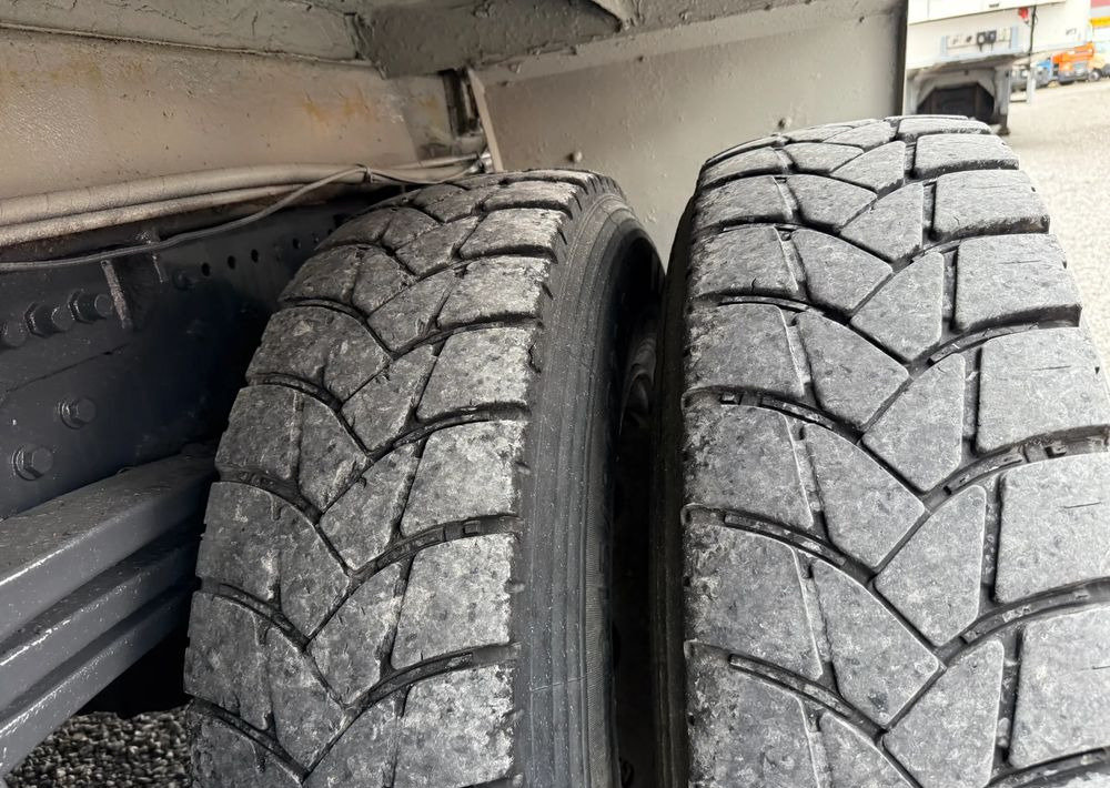 Concrete pump truck Mercedes-Benz ACTROS 2636 6X4 36 M WAITZINGER: picture 14