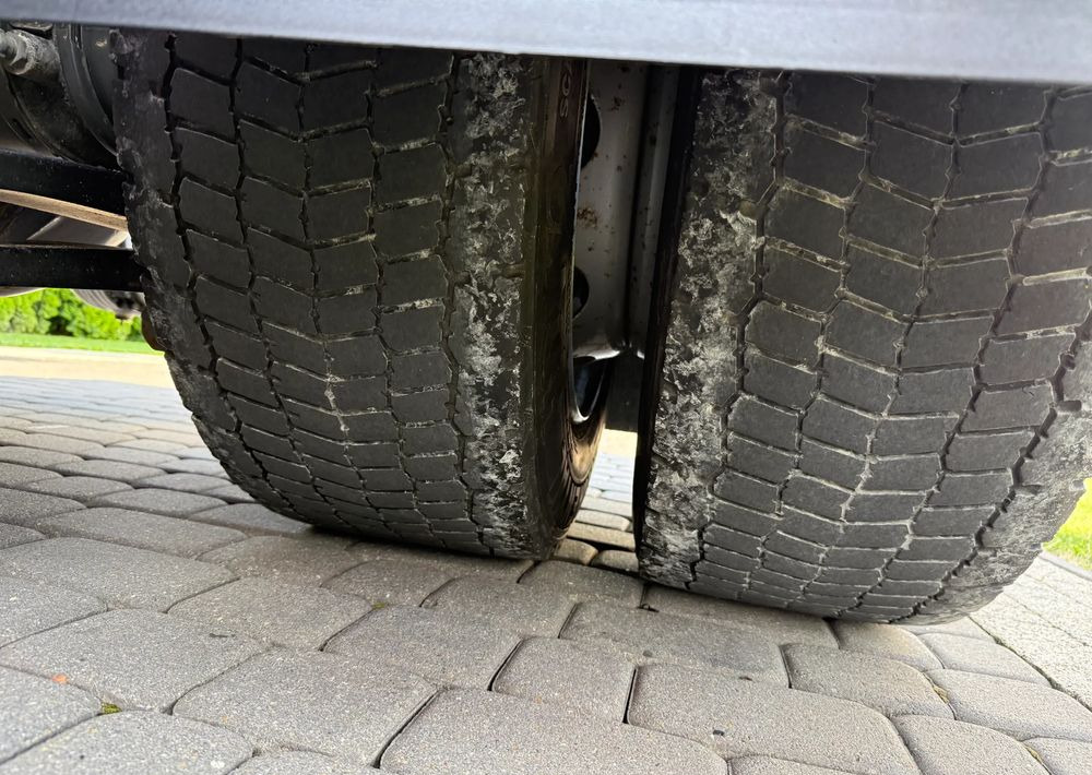 Tractor unit Renault T 460 LOW DECK RETARDER: picture 14